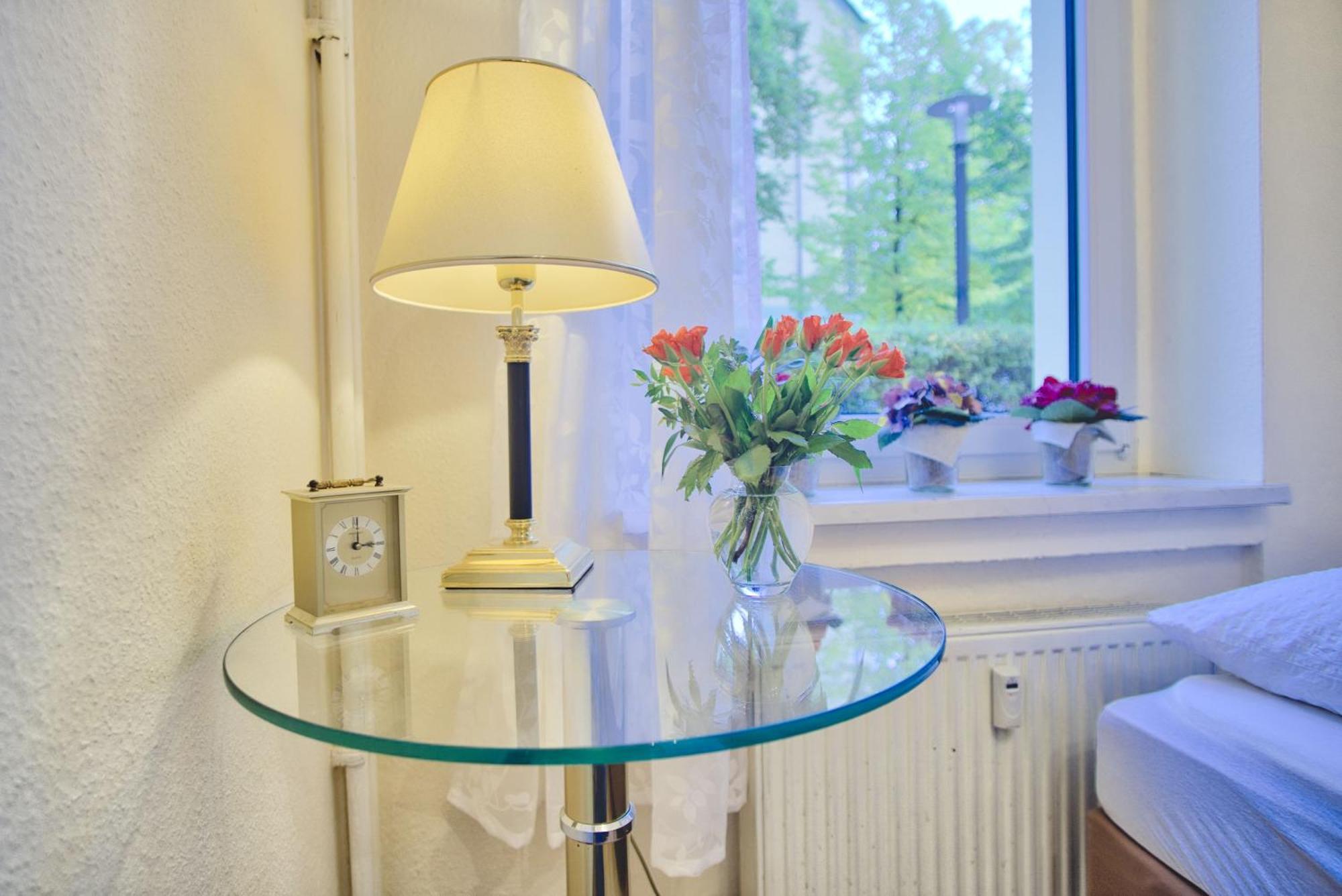 Holiday Berlin Apartments * Berlino